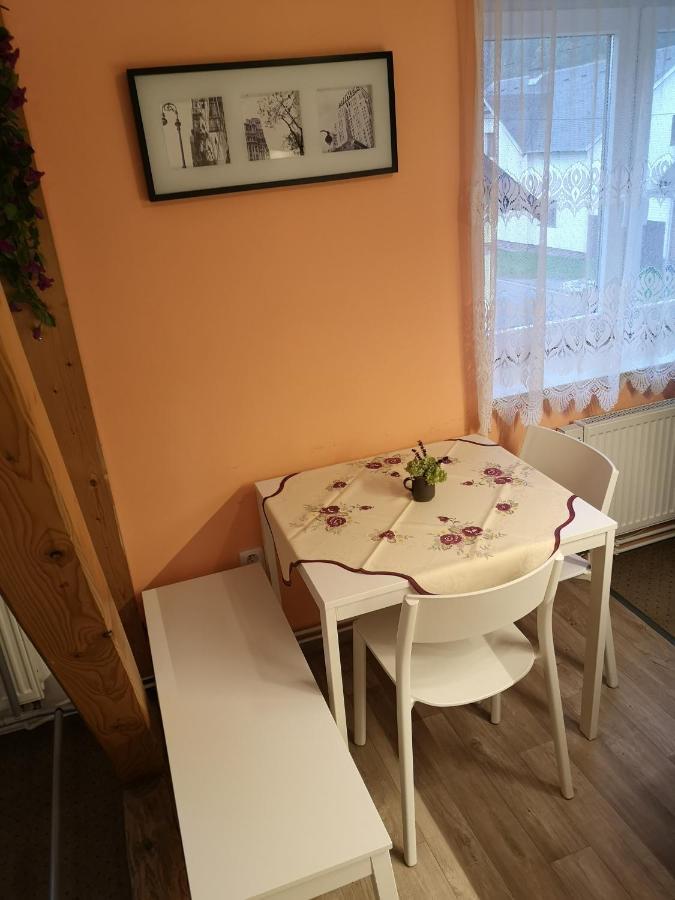 Penzion U Nasich Mladé Buky Exteriör bild